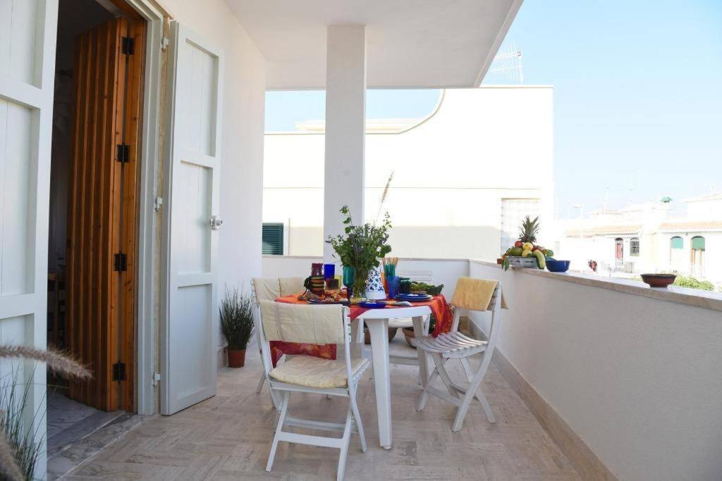 La Terrazza Di Alcino Lejlighed Torre Canne Eksteriør billede