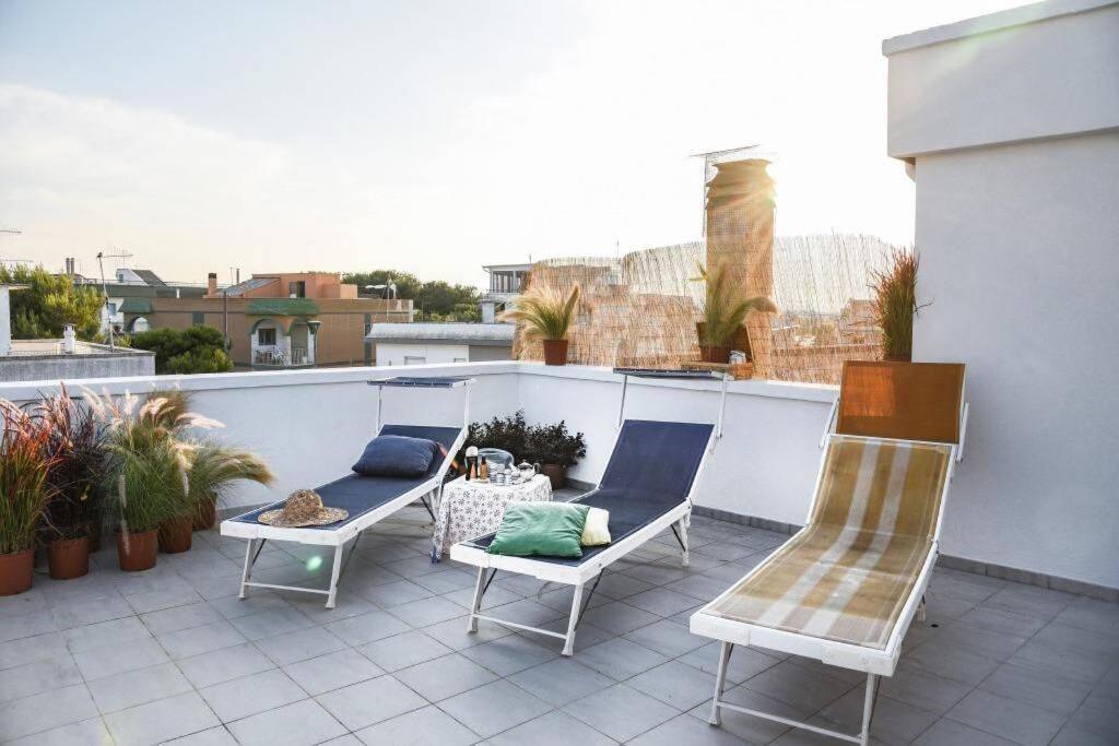La Terrazza Di Alcino Lejlighed Torre Canne Eksteriør billede